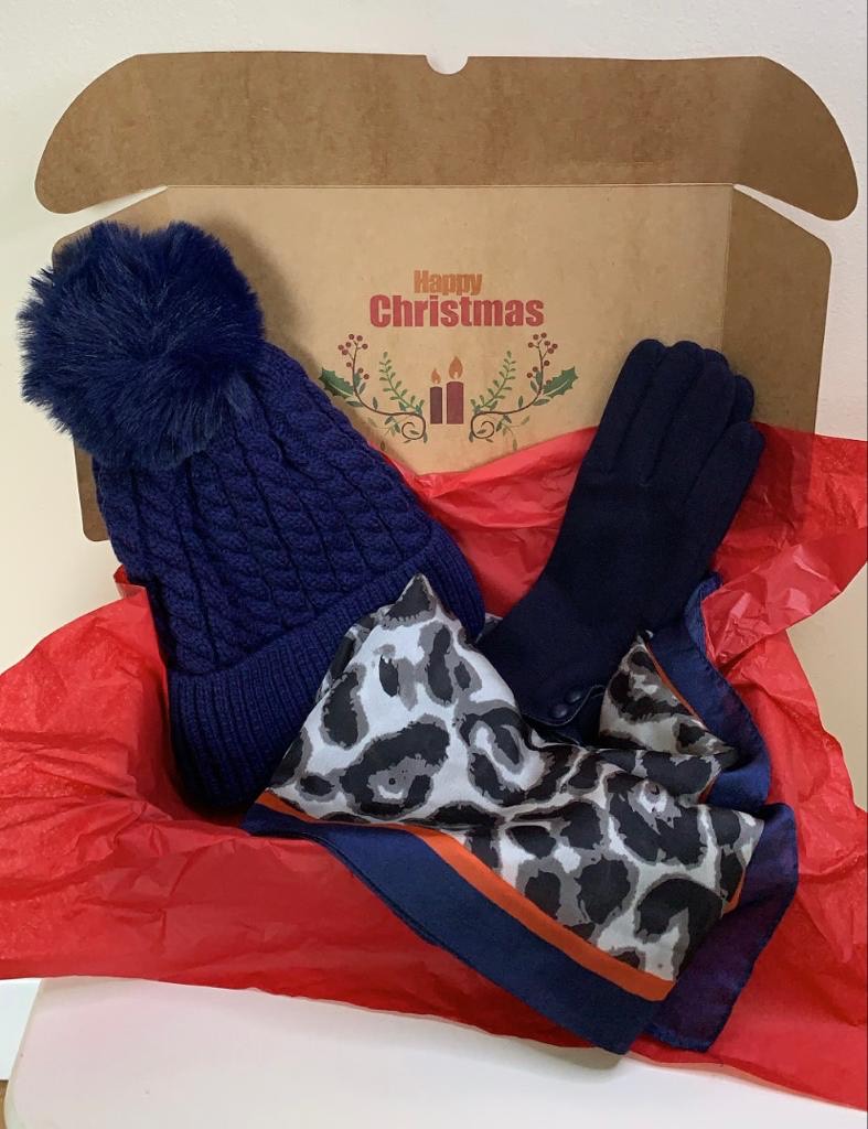 Hat Gloves and Scarf Navy 2